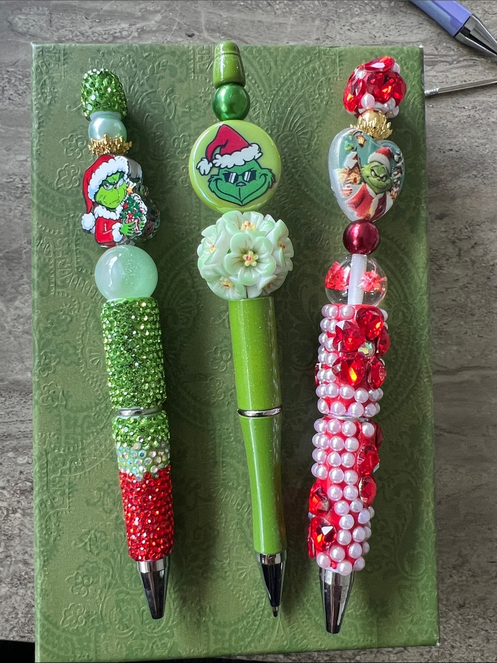 3x pens Green Grinch Holiday Beaded Pen - Green red floral pearls bling
